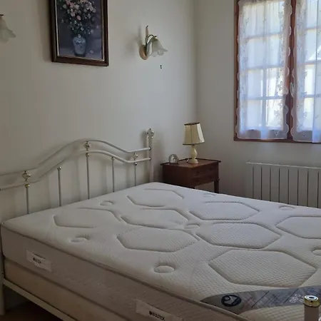 Le Jardin Des Vignes, Holiday home *
