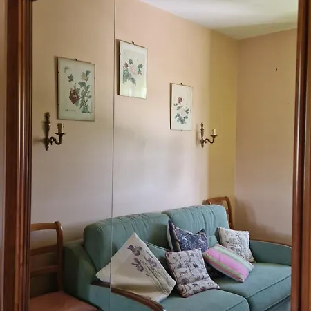Le Jardin Des Vignes, Holiday home